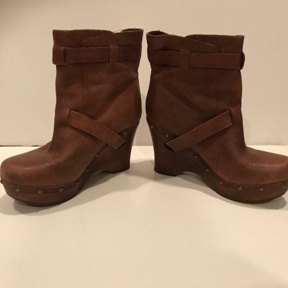 Booties - Picture 4 of 6